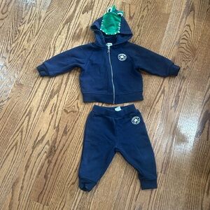 Converse set 12m kids good condition
